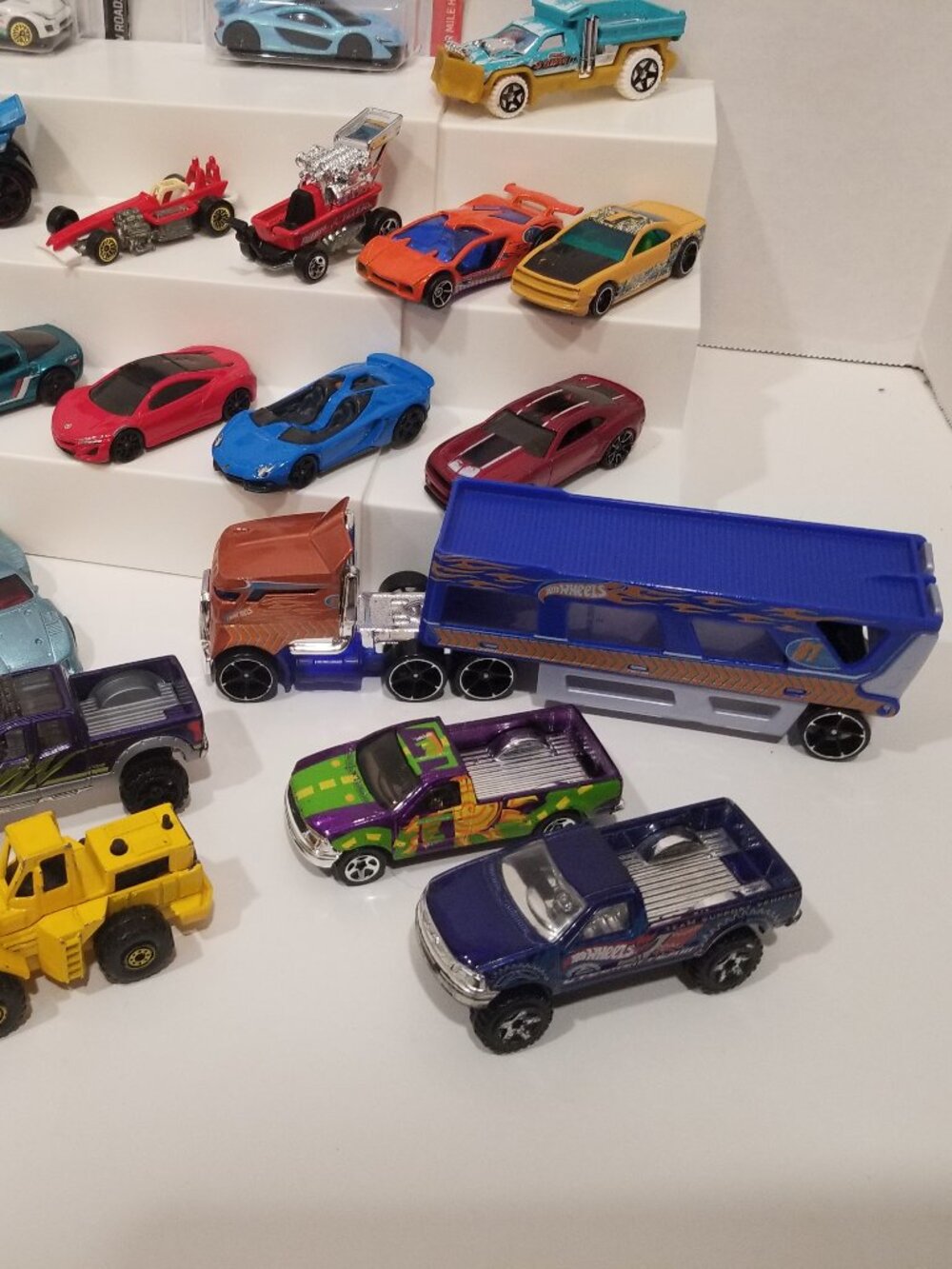 Hot Wheels Lot, lot of 29, EUC - Picture 4 of 12